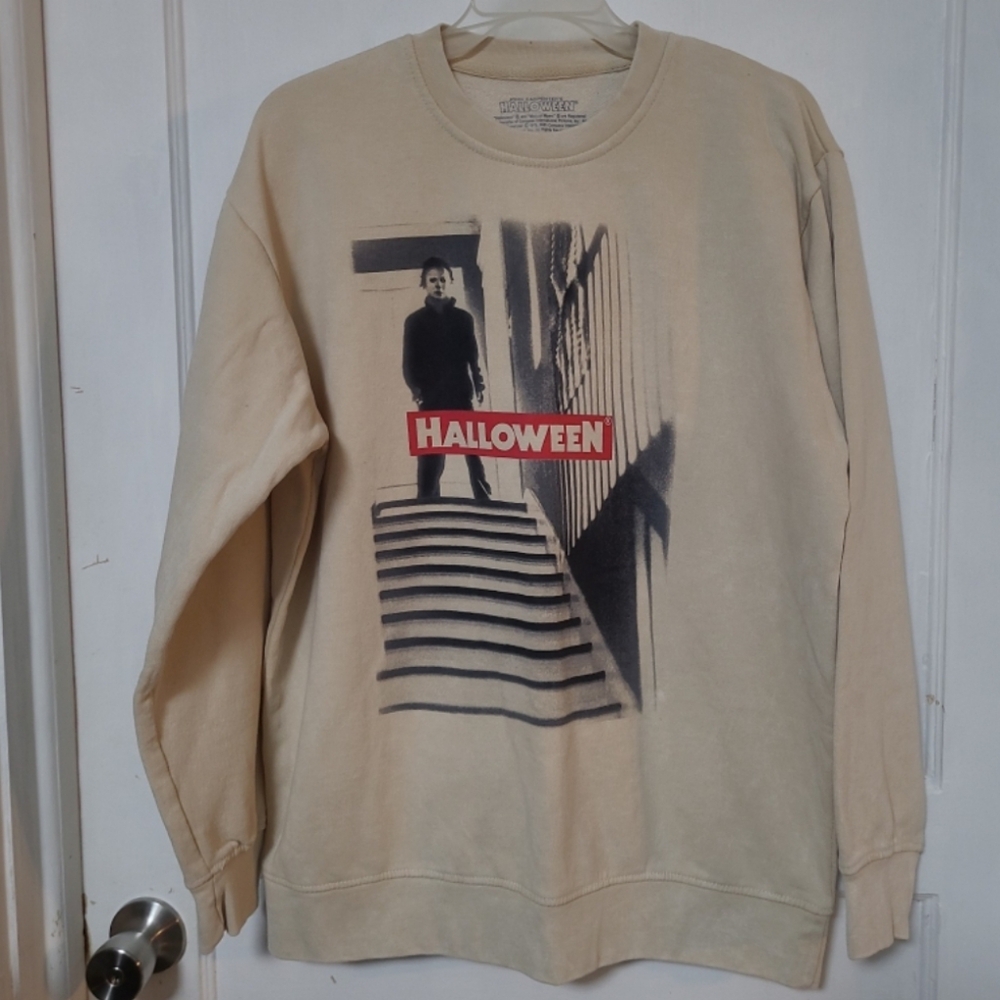 Beige Halloween Michael Myers Graphic Crewneck Sweatshirt